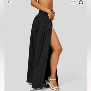 Halara high waisted flowy quick dry maxi skirt
